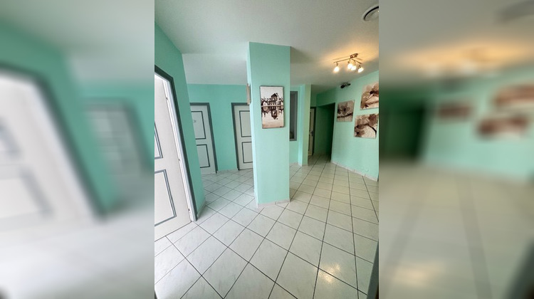 Ma-Cabane - Location Appartement Guyancourt, 20 m²