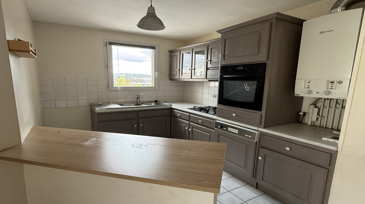 Ma-Cabane - Location Appartement Guyancourt, 67 m²