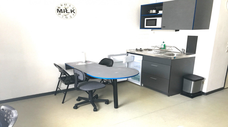 Ma-Cabane - Location Appartement Guyancourt, 18 m²