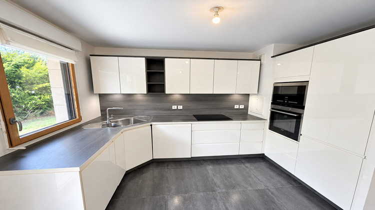 Ma-Cabane - Location Appartement Guyancourt, 77 m²