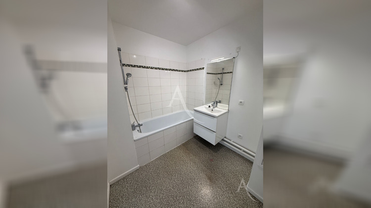 Ma-Cabane - Location Appartement HALLUIN, 47 m²