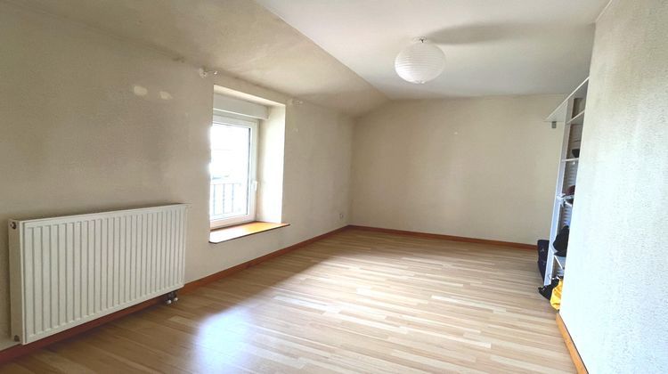 Ma-Cabane - Location Appartement Hartzviller, 81 m²