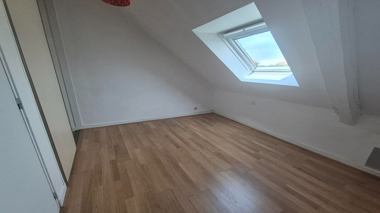 Ma-Cabane - Location Appartement HEDE-BAZOUGES, 57 m²