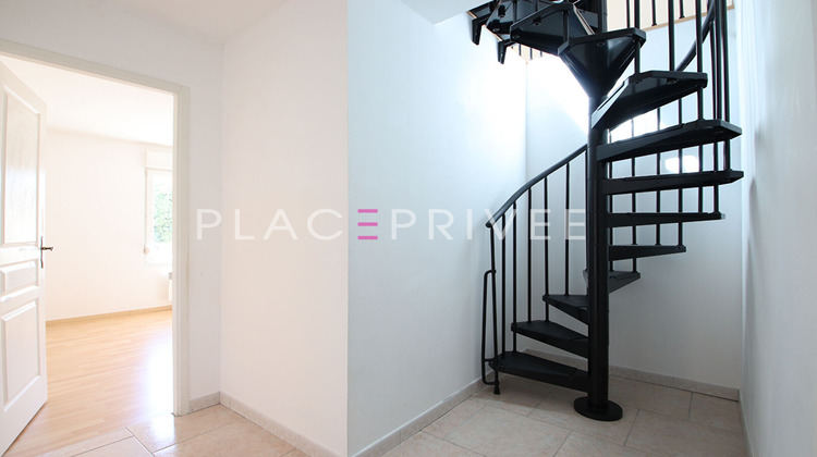 Ma-Cabane - Location Appartement HEILLECOURT, 94 m²
