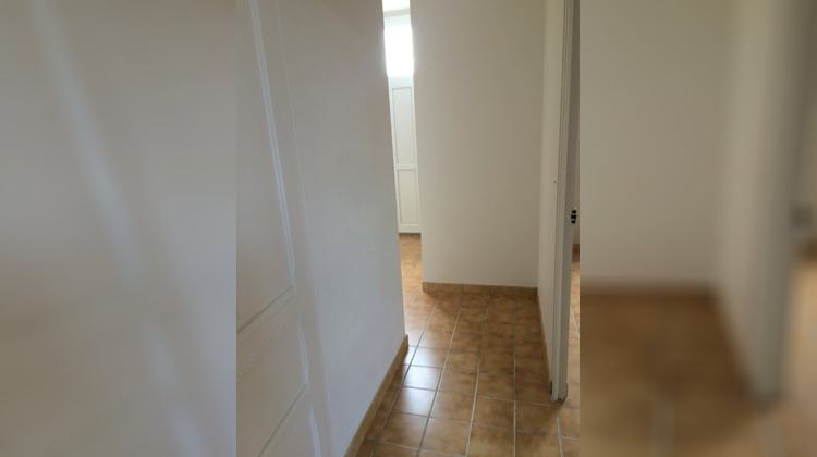 Ma-Cabane - Location Appartement HENANBIHEN, 82 m²