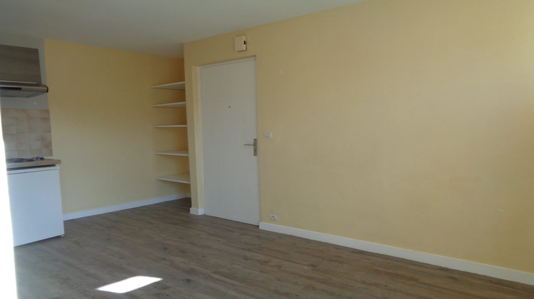 Ma-Cabane - Location Appartement Hennebont, 21 m²