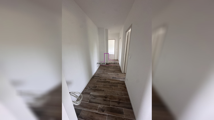 Ma-Cabane - Location Appartement Hénonville, 76 m²