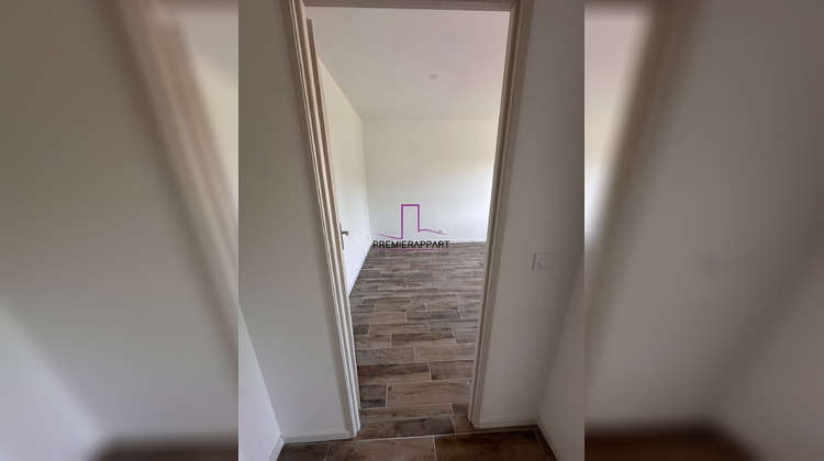 Ma-Cabane - Location Appartement Hénonville, 76 m²