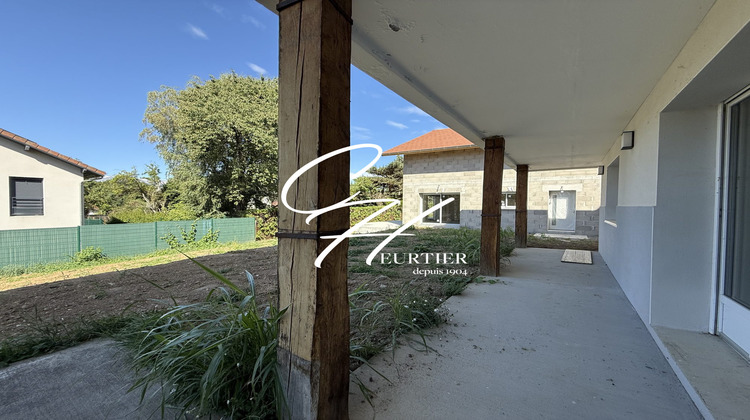 Ma-Cabane - Location Appartement Herbeys, 135 m²