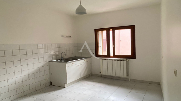 Ma-Cabane - Location Appartement HEREPIAN, 86 m²