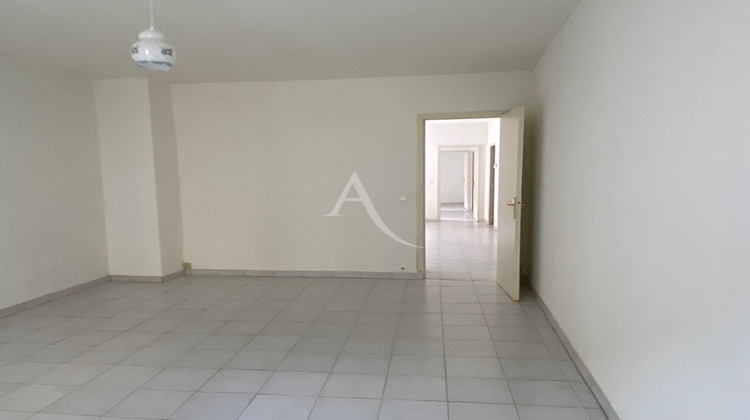 Ma-Cabane - Location Appartement HEREPIAN, 86 m²