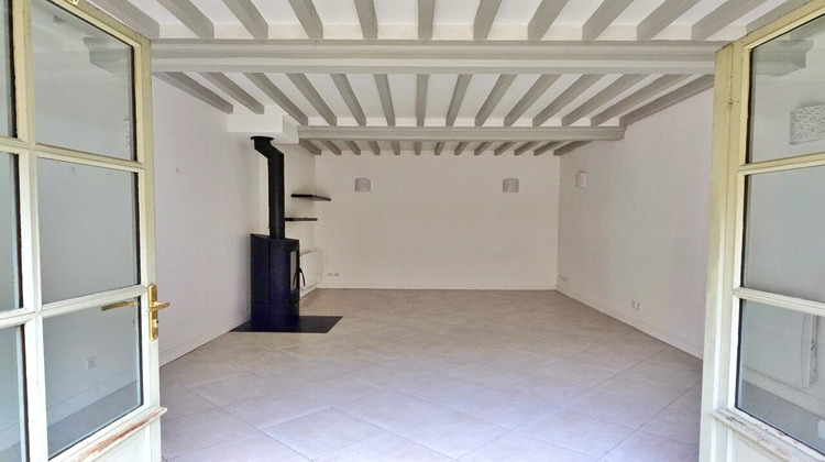 Ma-Cabane - Location Appartement HOUDAN, 82 m²