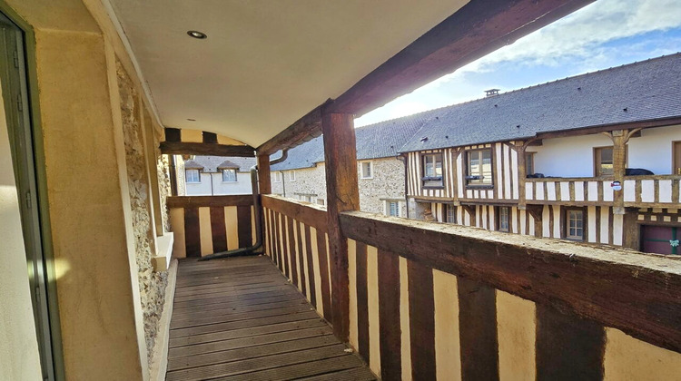 Ma-Cabane - Location Appartement HOUDAN, 82 m²