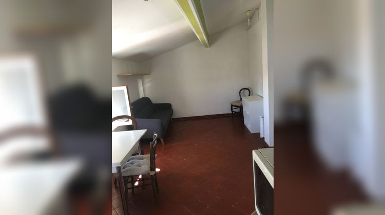 Ma-Cabane - Location Appartement Hyères, 42 m²