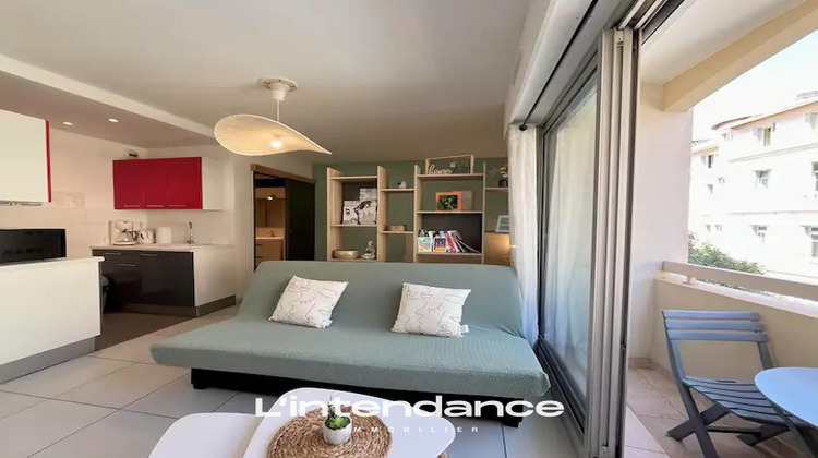 Ma-Cabane - Location Appartement Hyères, 28 m²