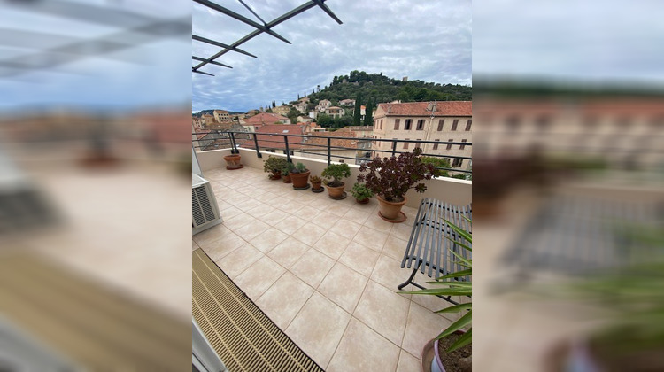 Ma-Cabane - Location Appartement Hyères, 60 m²