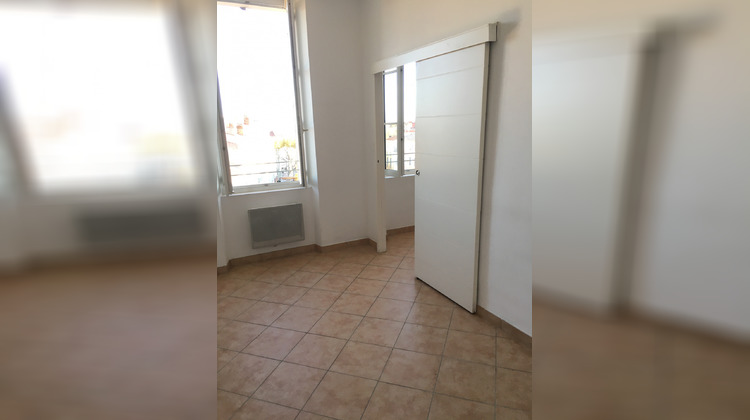 Ma-Cabane - Location Appartement Hyères, 48 m²