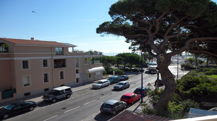 Ma-Cabane - Location Appartement Hyères, 33 m²