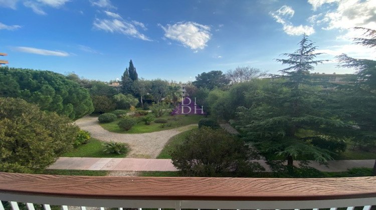 Ma-Cabane - Location Appartement Hyères, 52 m²