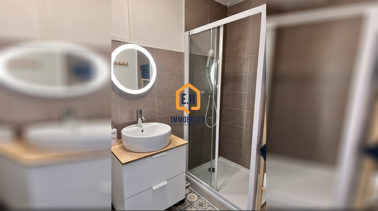 Ma-Cabane - Location Appartement Hyères, 67 m²