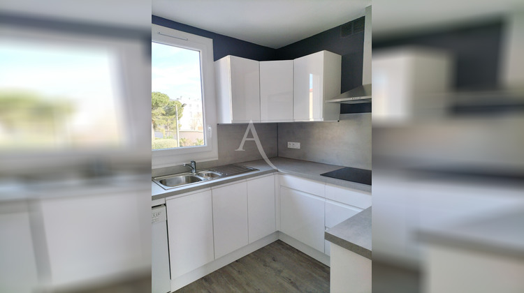 Ma-Cabane - Location Appartement HYERES, 49 m²