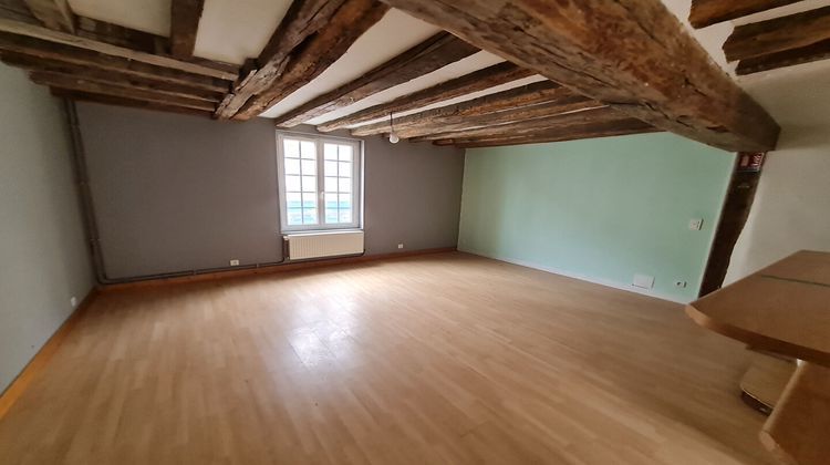 Ma-Cabane - Location Appartement ILLIERS-COMBRAY, 90 m²