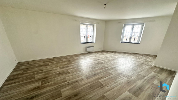Ma-Cabane - Location Appartement ILLIERS-COMBRAY, 67 m²