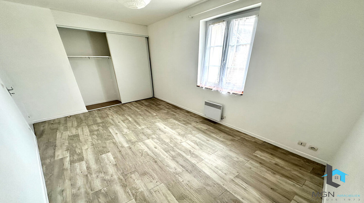 Ma-Cabane - Location Appartement ILLIERS-COMBRAY, 67 m²