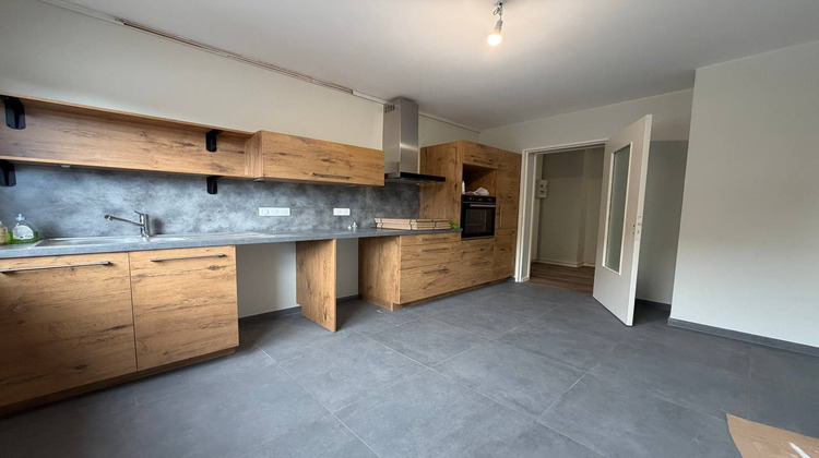 Ma-Cabane - Location Appartement Illkirch-Graffenstaden, 79 m²