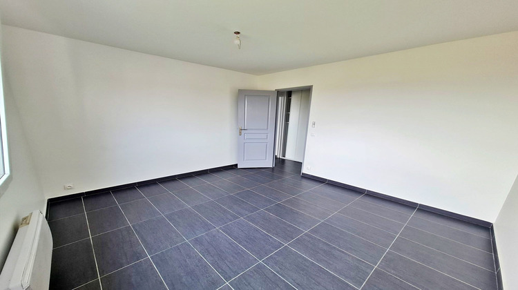Ma-Cabane - Location Appartement Illzach, 45 m²
