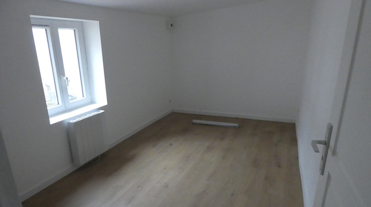 Ma-Cabane - Location Appartement ISBERGUES, 0 m²
