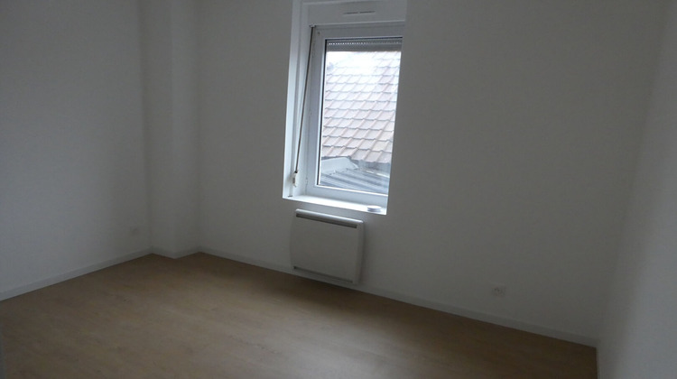 Ma-Cabane - Location Appartement ISBERGUES, 60 m²