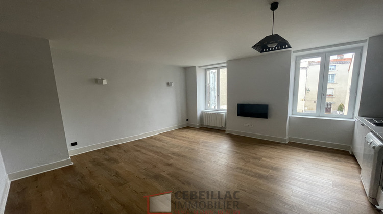 Ma-Cabane - Location Appartement Issoire, 33 m²