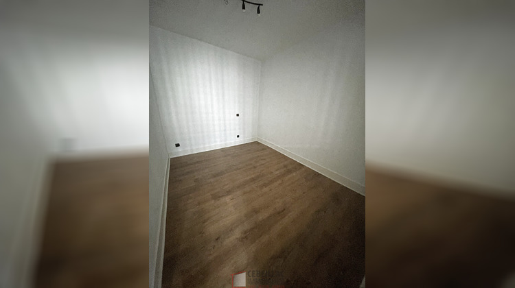 Ma-Cabane - Location Appartement Issoire, 33 m²