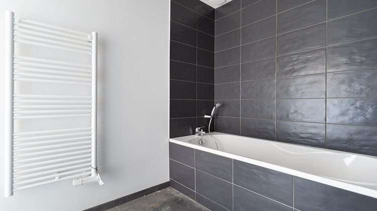 Ma-Cabane - Location Appartement ISSOIRE, 117 m²