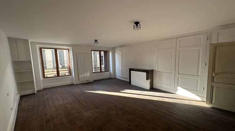 Ma-Cabane - Location Appartement ISSOIRE, 118 m²