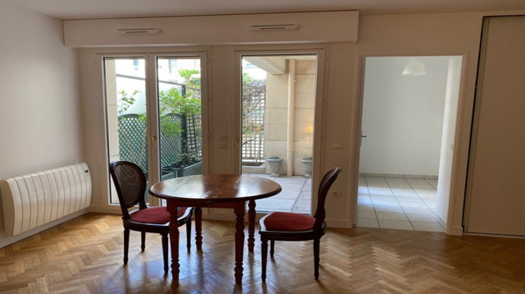 Ma-Cabane - Location Appartement Issy-les-Moulineaux, 35 m²