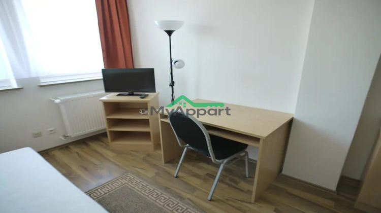 Ma-Cabane - Location Appartement Issy-les-Moulineaux, 20 m²