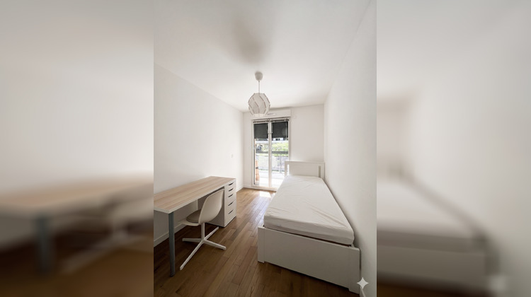 Ma-Cabane - Location Appartement Issy-les-Moulineaux, 66 m²