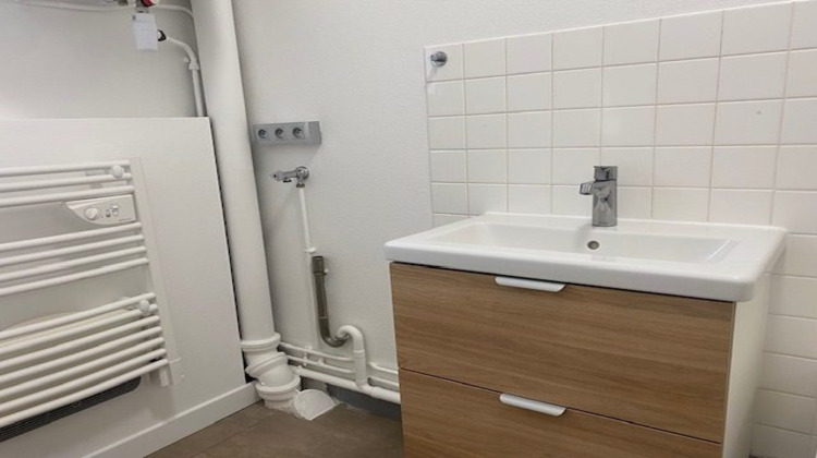 Ma-Cabane - Location Appartement Issy-les-Moulineaux, 69 m²