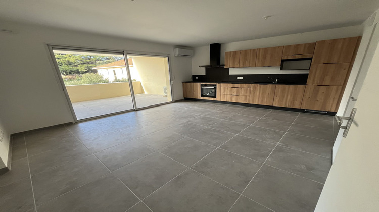 Ma-Cabane - Location Appartement Istres, 73 m²