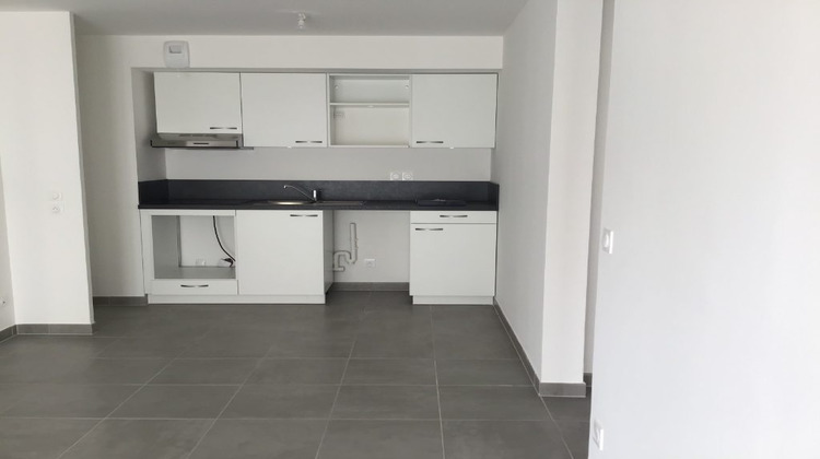 Ma-Cabane - Location Appartement Istres, 58 m²