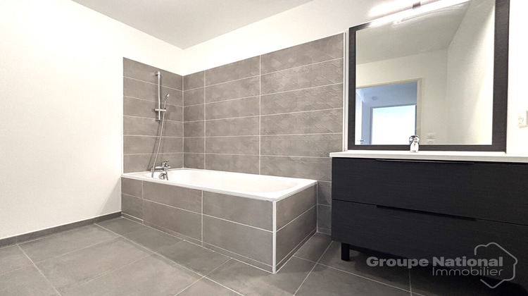 Ma-Cabane - Location Appartement ISTRES, 85 m²