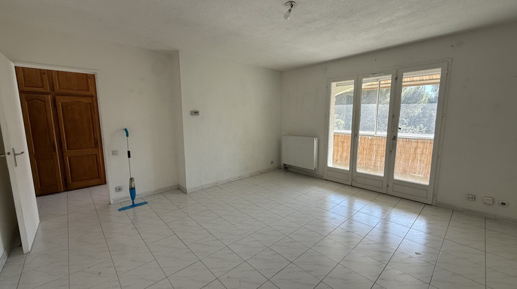Ma-Cabane - Location Appartement Istres, 65 m²