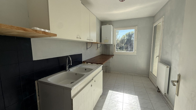 Ma-Cabane - Location Appartement Istres, 65 m²