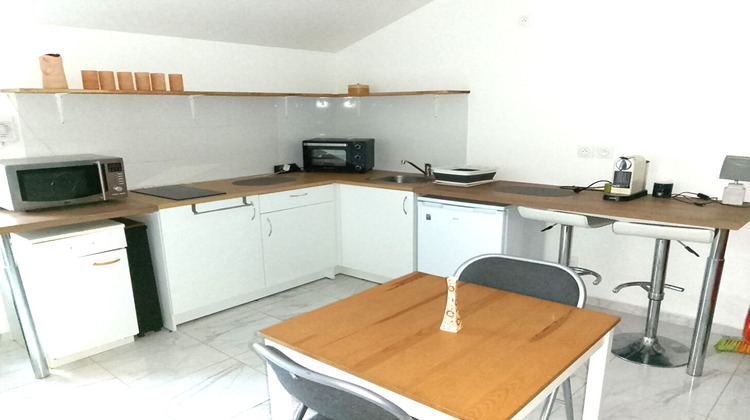 Ma-Cabane - Location Appartement ISTRES, 23 m²