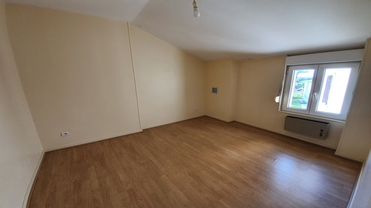 Ma-Cabane - Location Appartement IVOY-LE-PRE, 33 m²