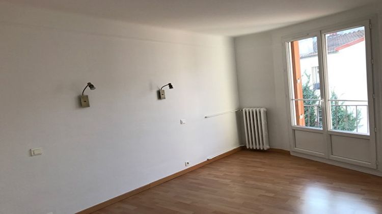 Ma-Cabane - Location Appartement IVRY-SUR-SEINE, 48 m²