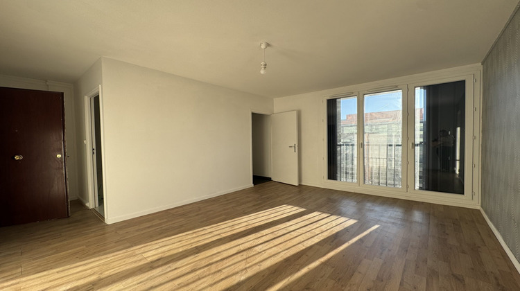 Ma-Cabane - Location Appartement Ivry-sur-Seine, 40 m²