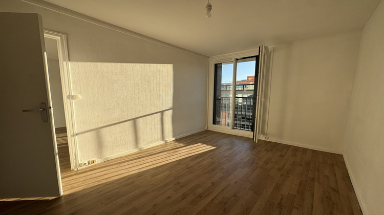 Ma-Cabane - Location Appartement Ivry-sur-Seine, 40 m²